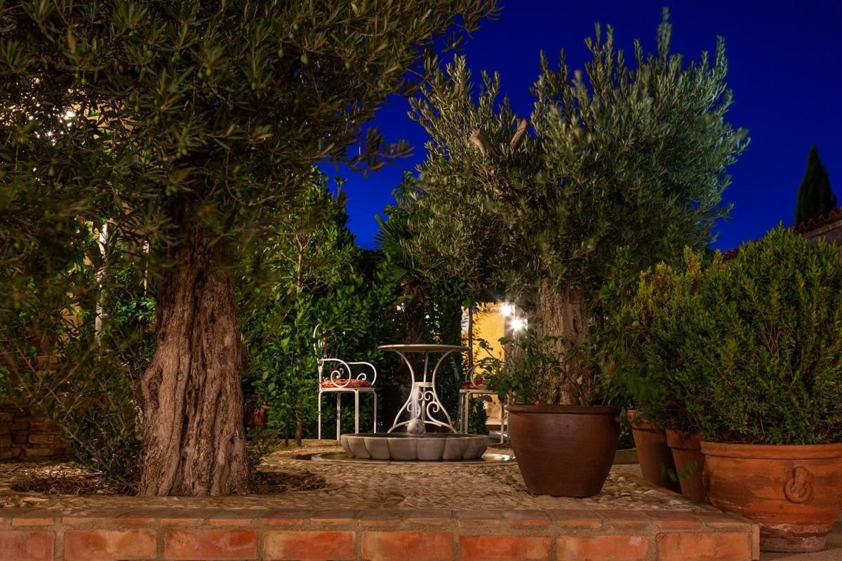 Beautiful Alamedas - Una Casa Rural Con Una Historia Unica Castronuno Exterior foto