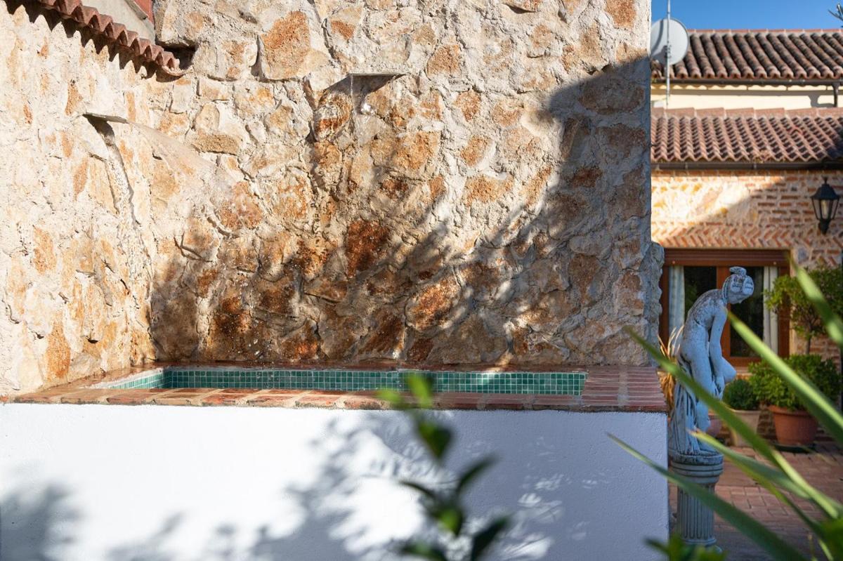 Beautiful Alamedas - Una Casa Rural Con Una Historia Unica Castronuno Exterior foto