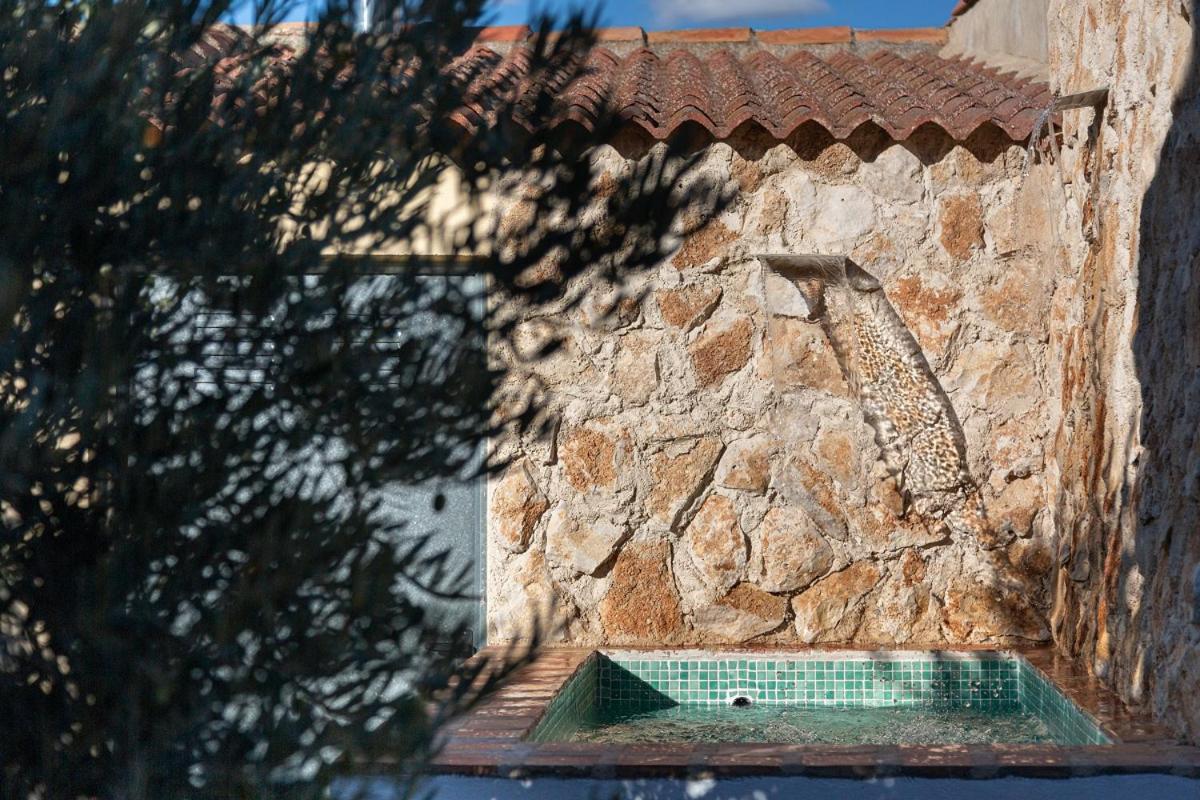 Beautiful Alamedas - Una Casa Rural Con Una Historia Unica Castronuno Exterior foto